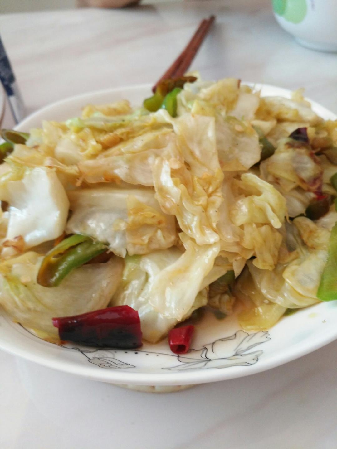 阿婆手撕包菜