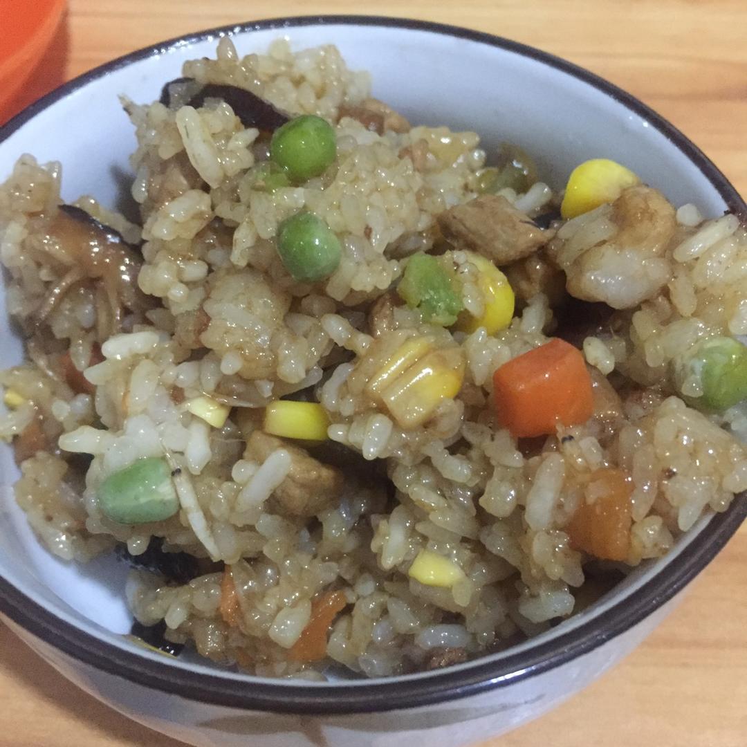 香菇肉丁油饭