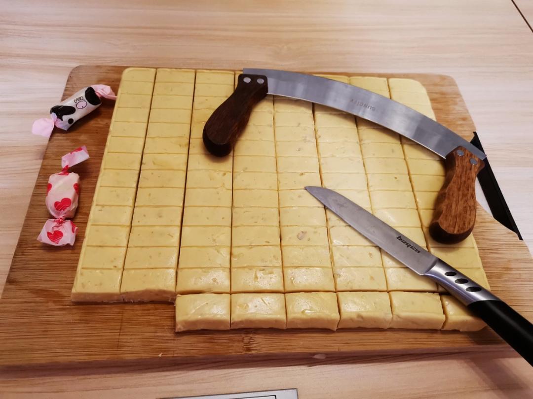 牛轧糖 牛扎糖不甜