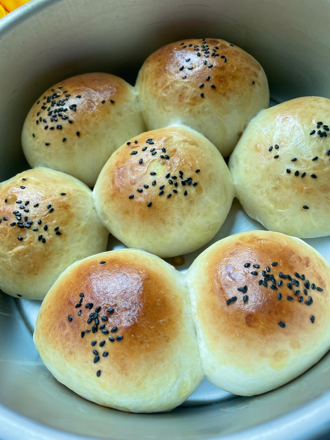 🥛超简单快手，柔软拉丝，一次发酵，牛奶小餐包