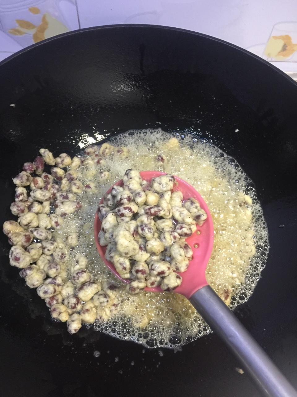 油炸花生米