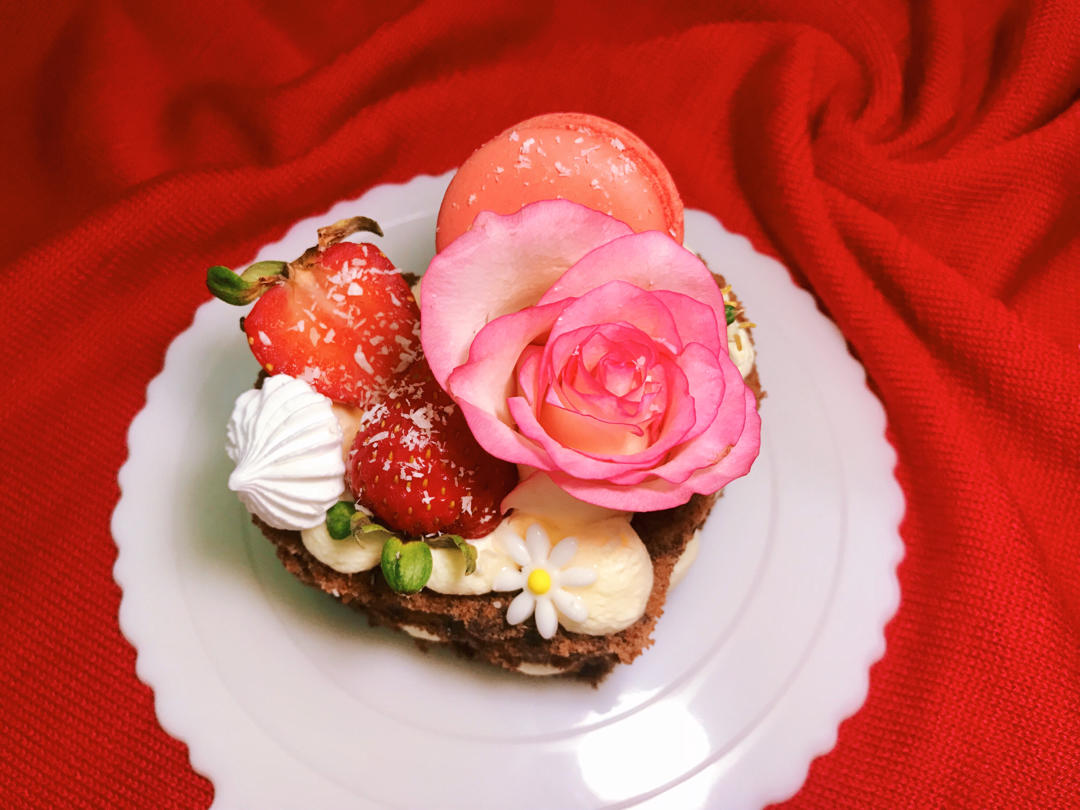 大头寻做的情人节心形红丝绒蛋糕