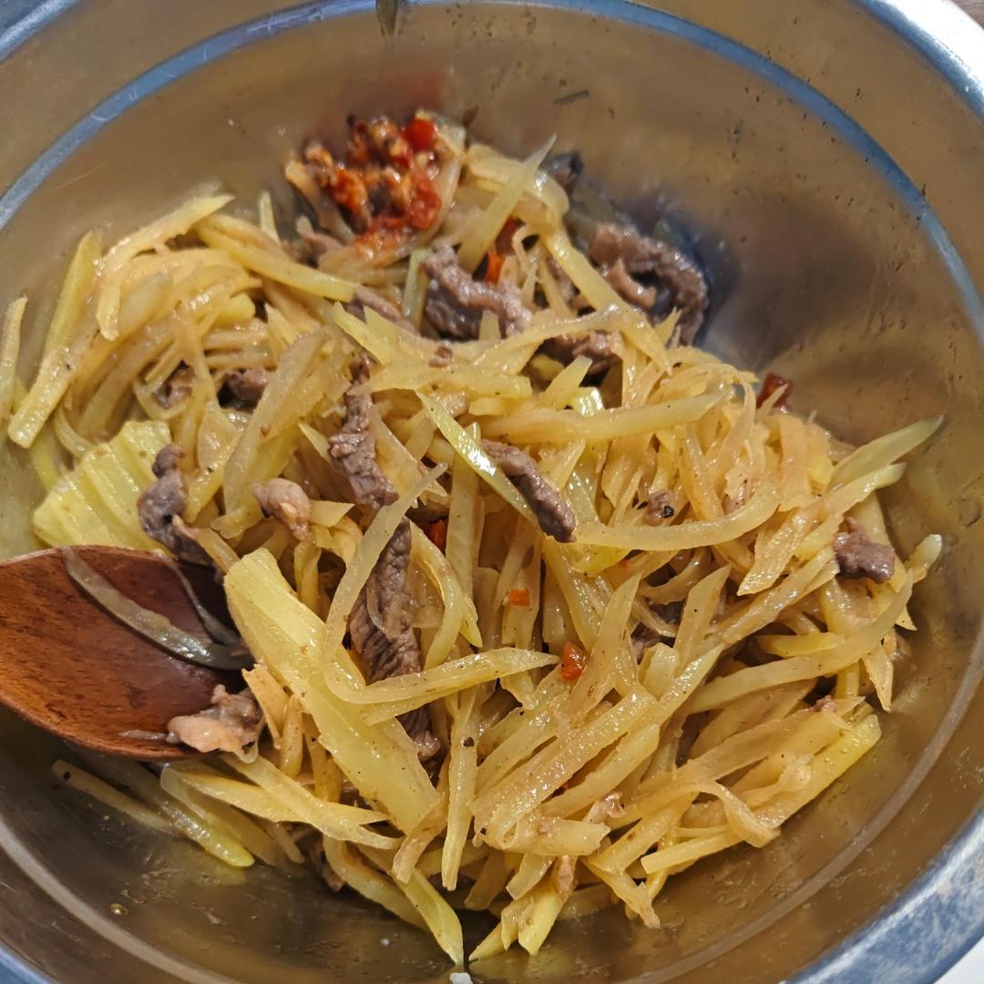 孜然土豆丝炒牛肉(姥爷做过的菜)