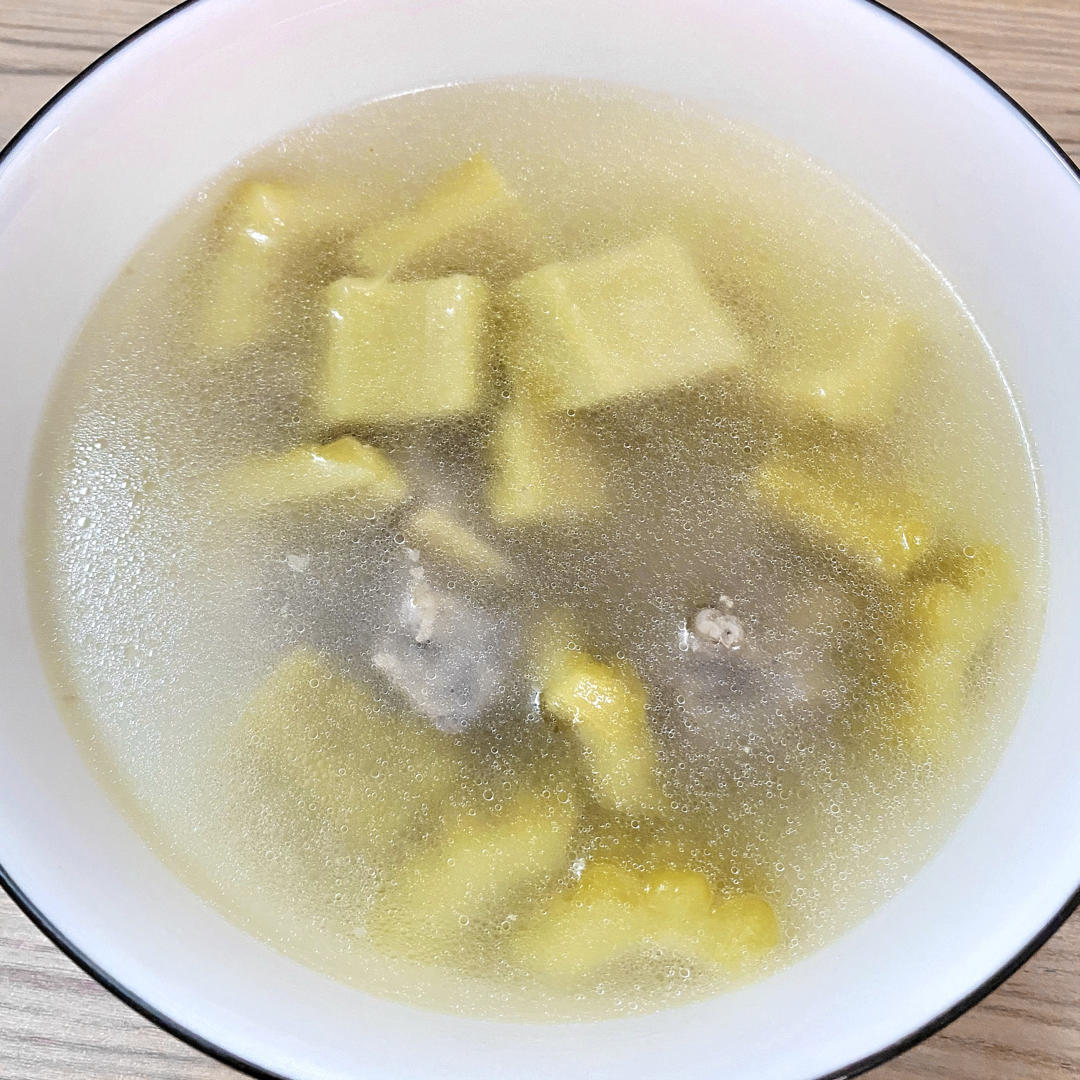 黄豆苦瓜排骨汤