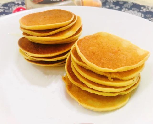 香蕉牛奶松饼的做法