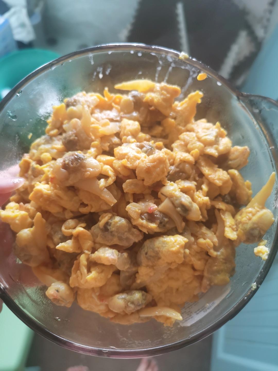 蚬子肉炒鸡蛋