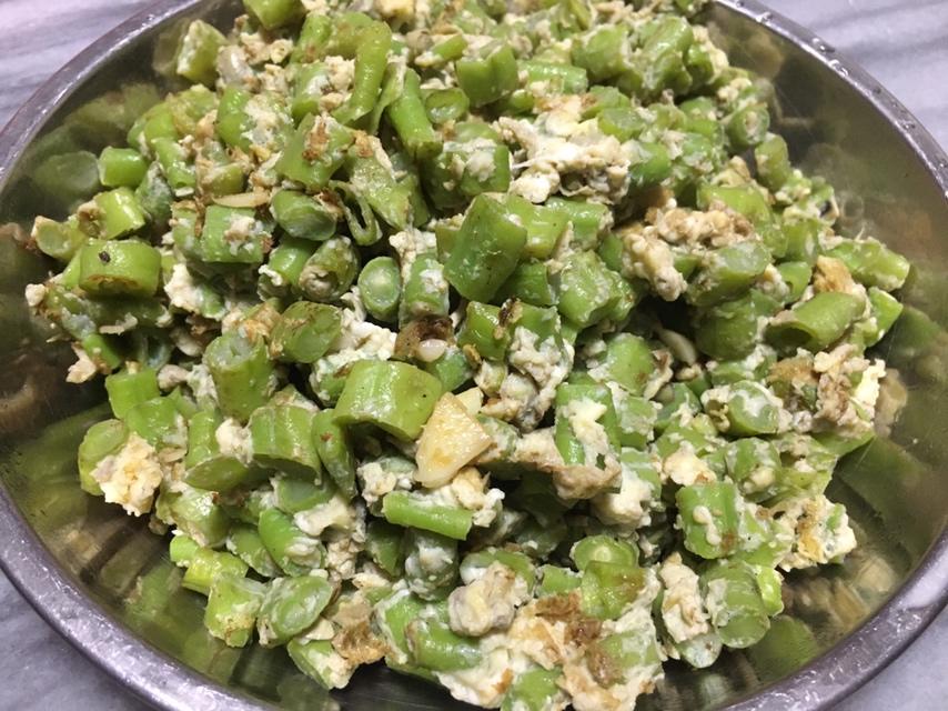 豆角炒鸡蛋的做法