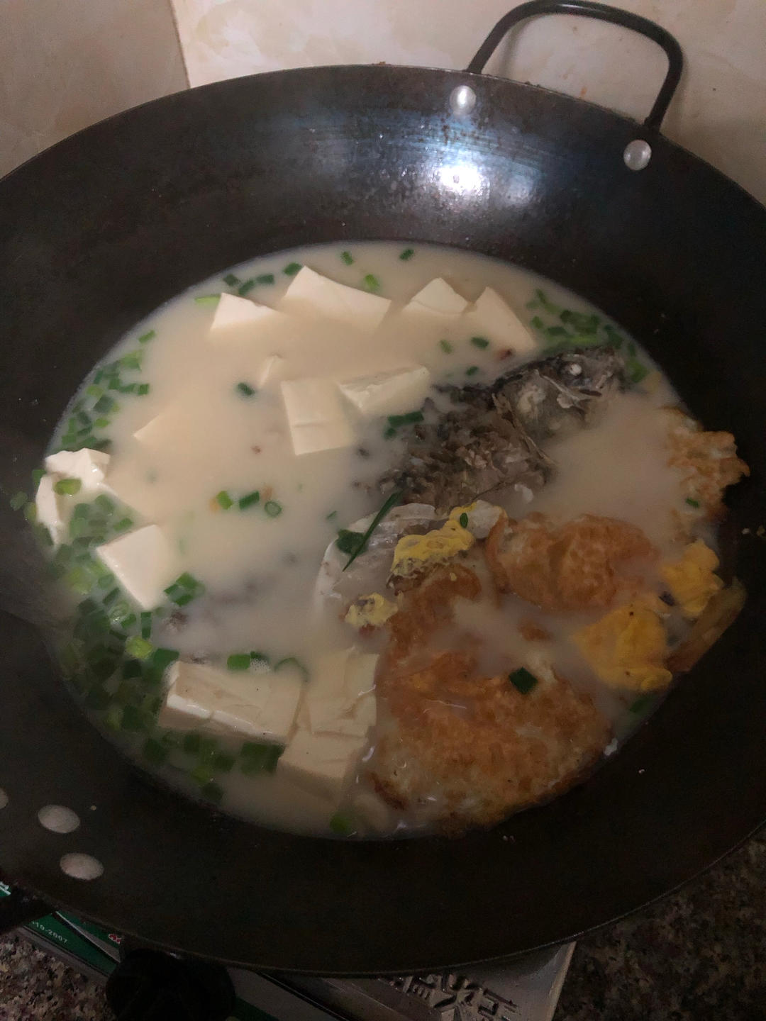 奶白鲫鱼豆腐汤|一条鱼最后的温柔