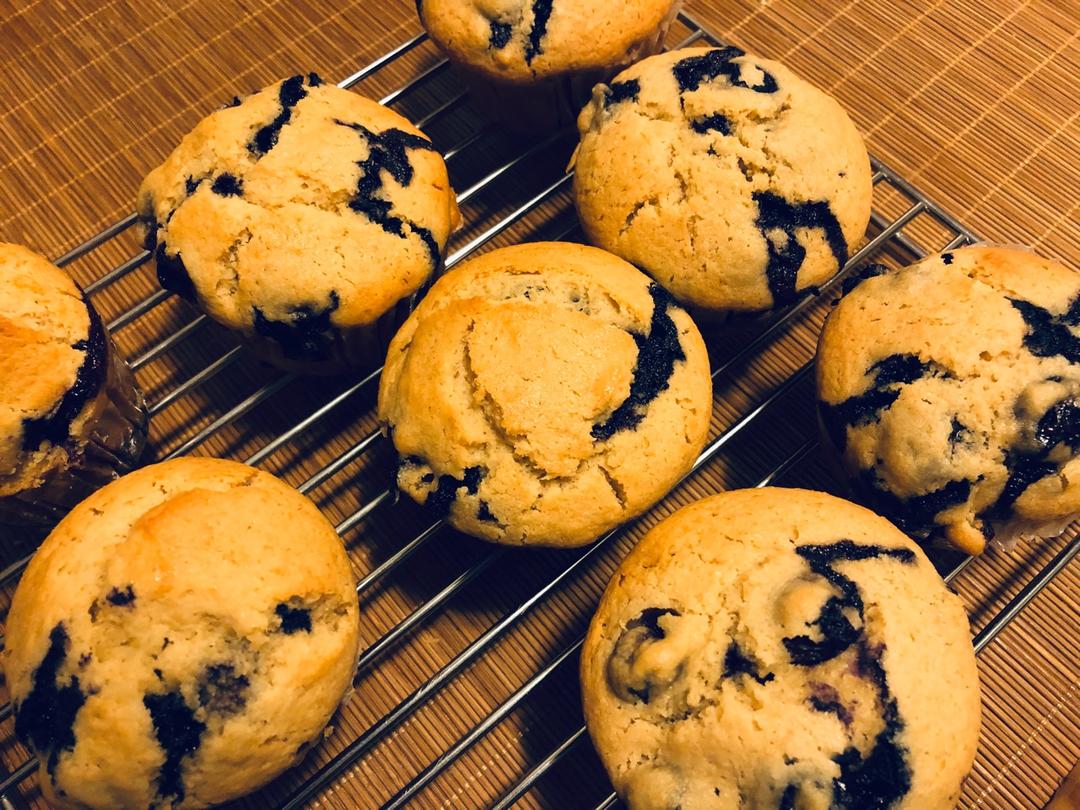 蓝莓玛芬蛋糕 Blueberry Muffin