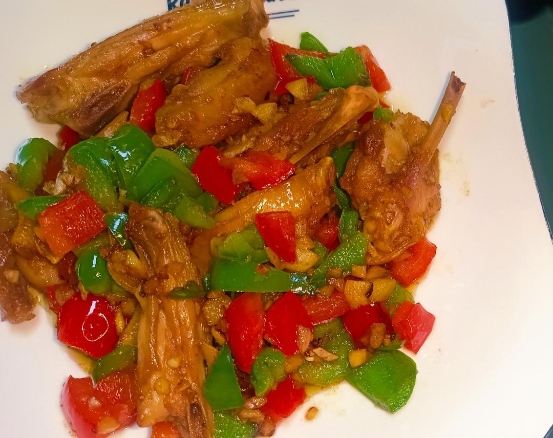 蒜香鸡翅，这才是鸡翅最好吃的做法