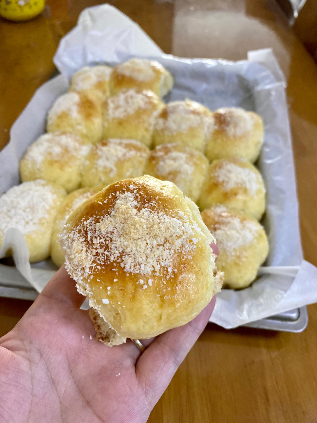 日式松软椰蓉小面包（松下多功能烤箱版）