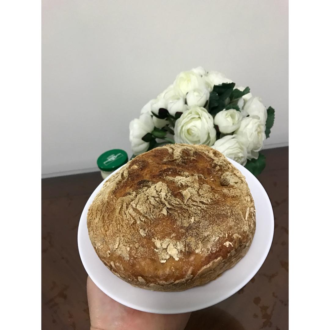 全麦山核桃橄榄欧包-Staub珐琅铸铁锅