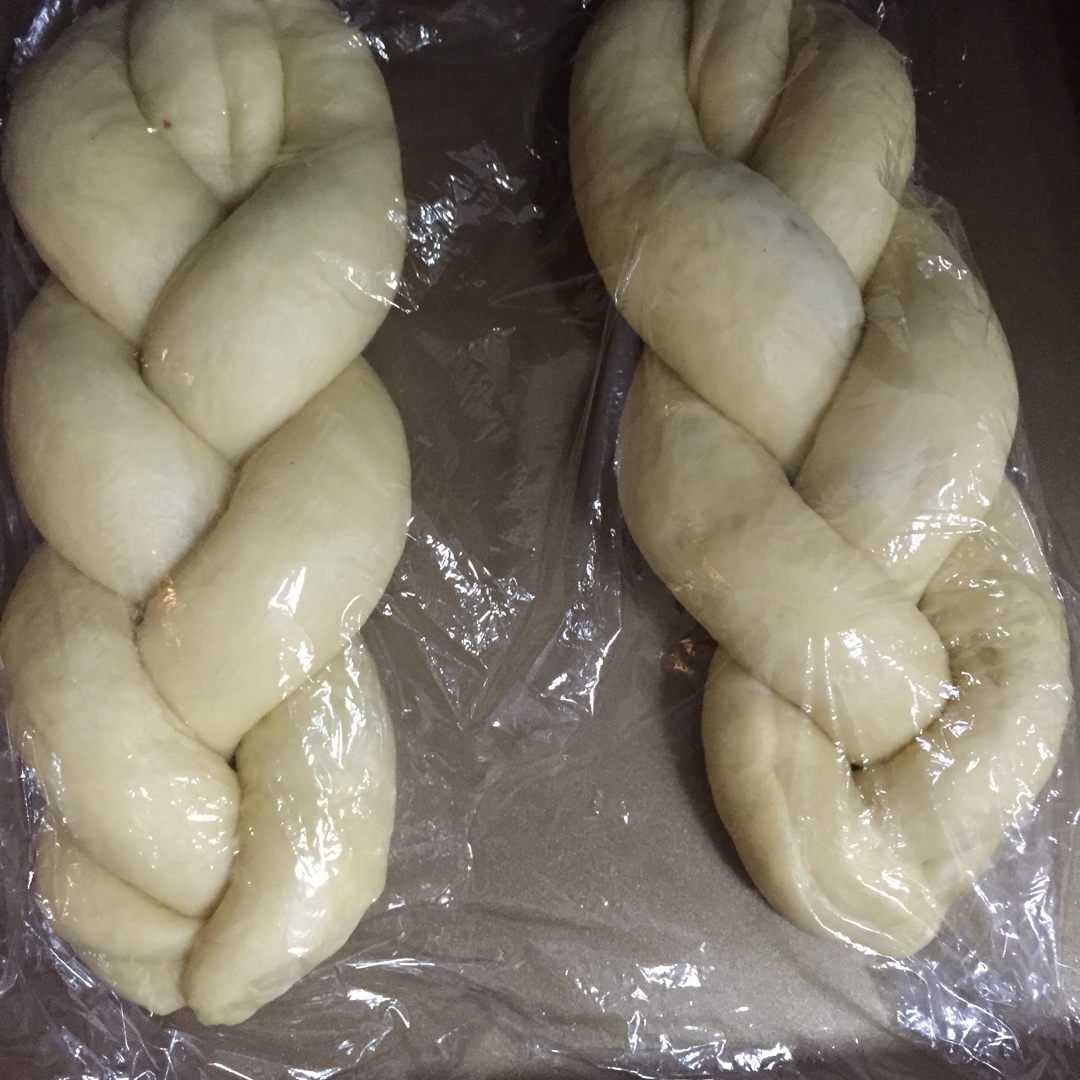 蔓越莓辫子面包
