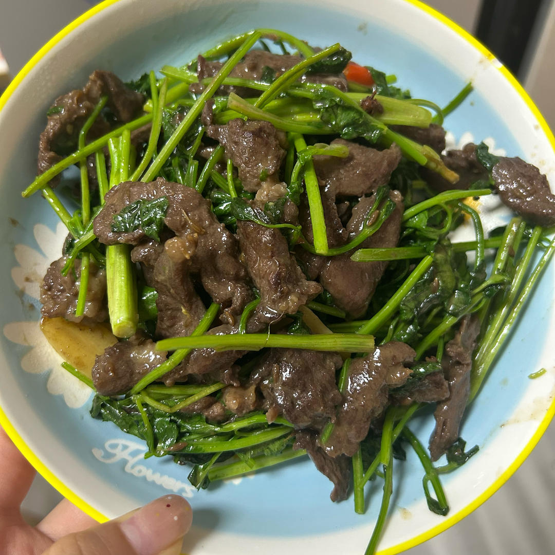 香菜牛肉
