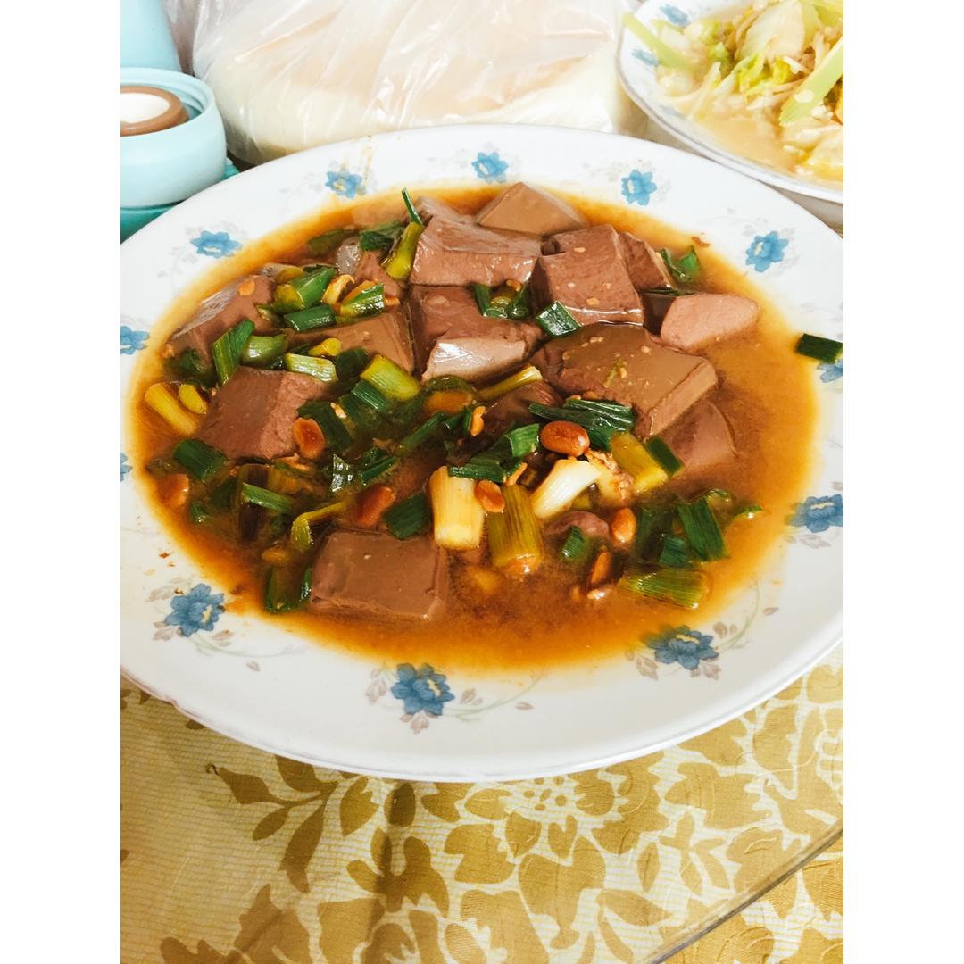 香蒜烧鸭血