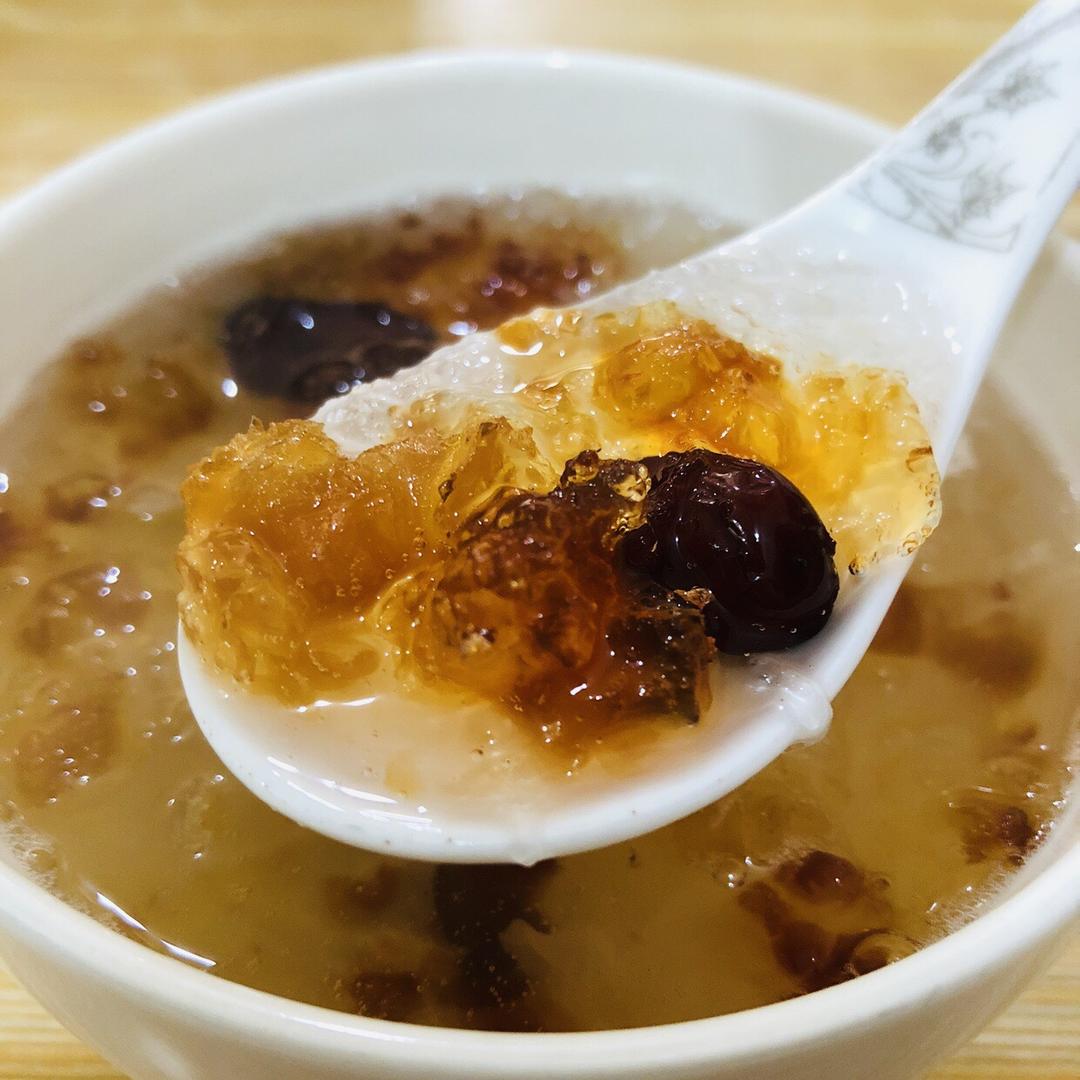 桃胶皂角米雪燕美颜羹