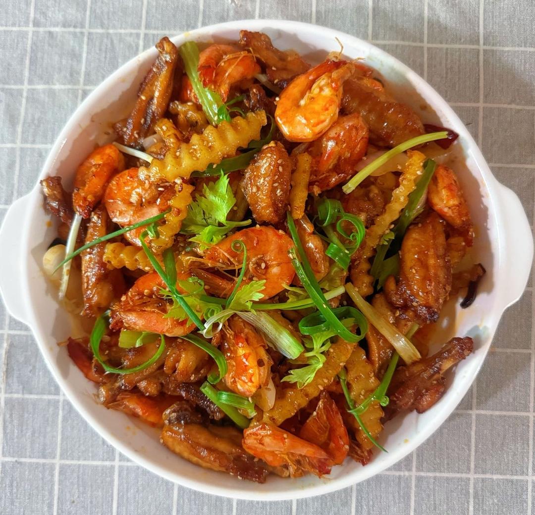 干锅鸡翅香辣虾🍤