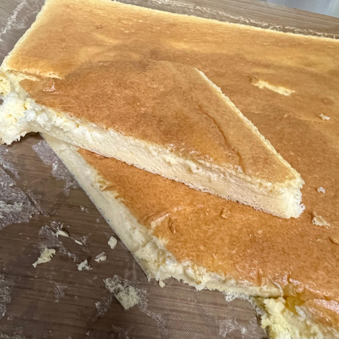 消耗淡奶油之作——淡奶油小蛋糕