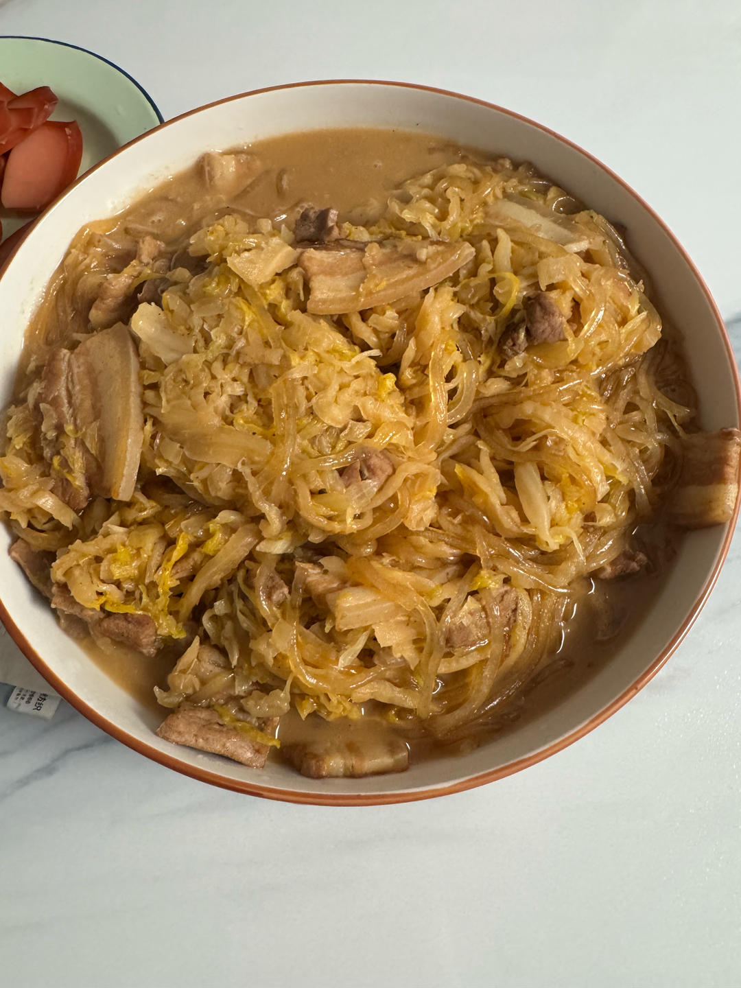 东北酸菜炖白肉