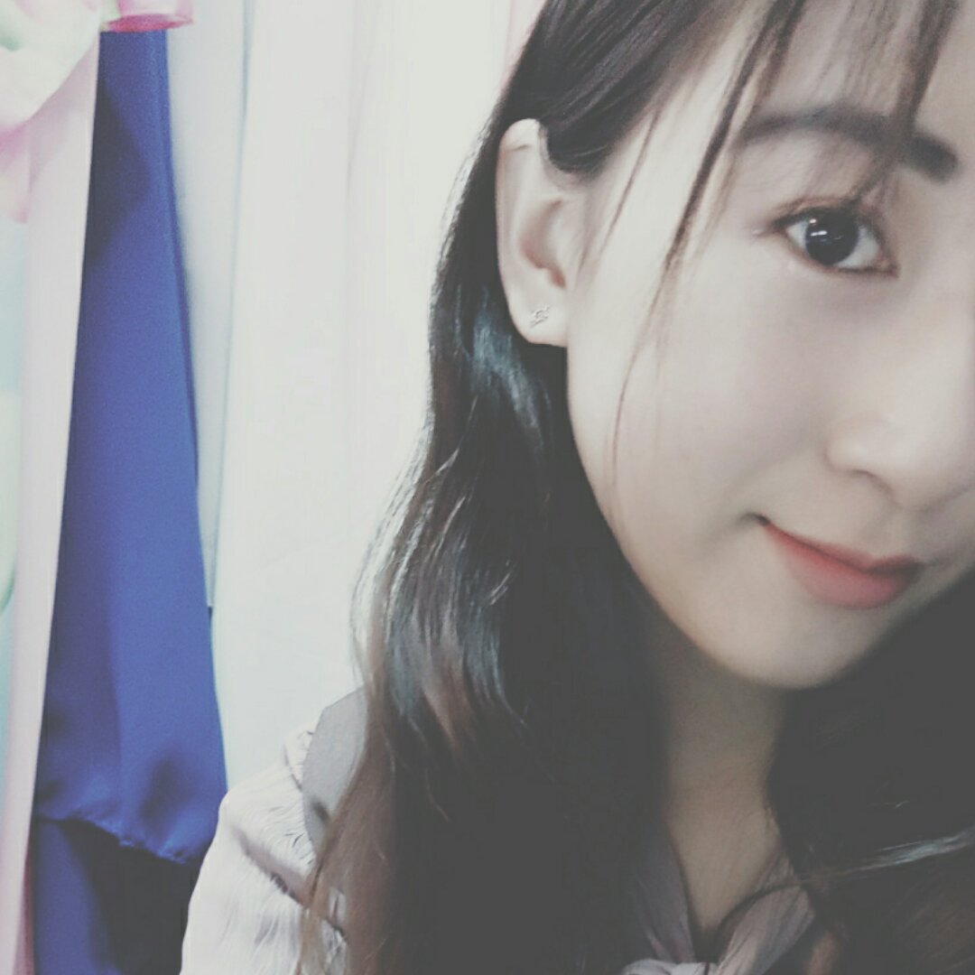 一枚别致的疯子hh