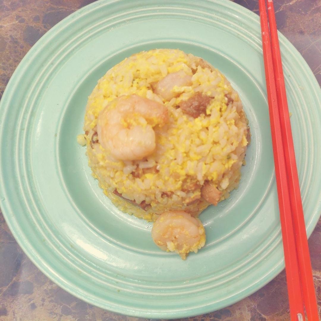 虾仁滑蛋炒饭