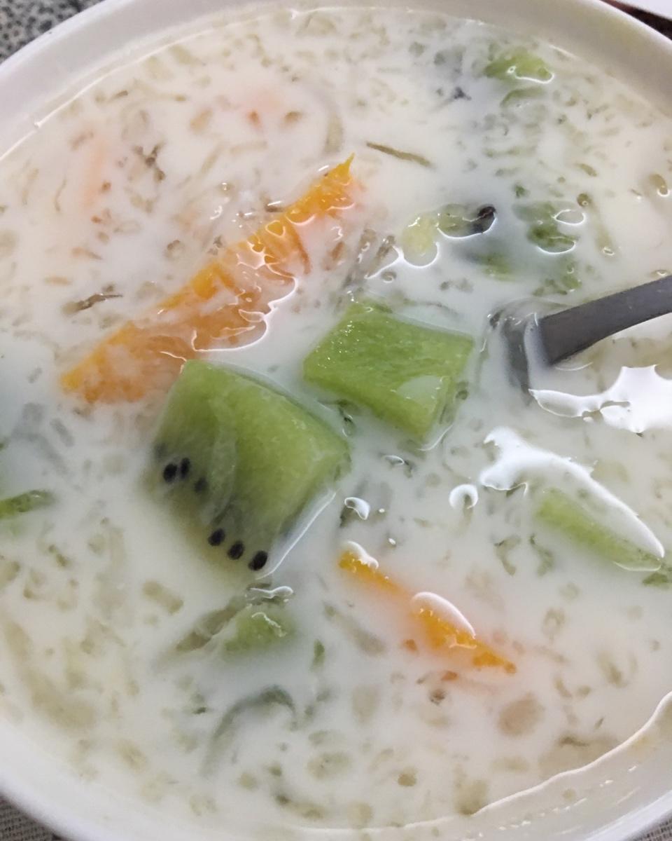 木瓜牛奶炖燕窝
