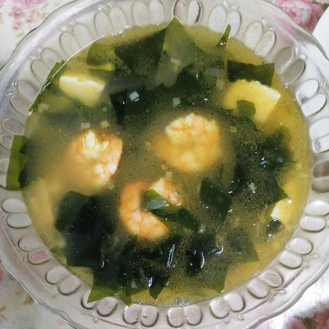 减脂晚餐🎊裙带菜豆腐汤