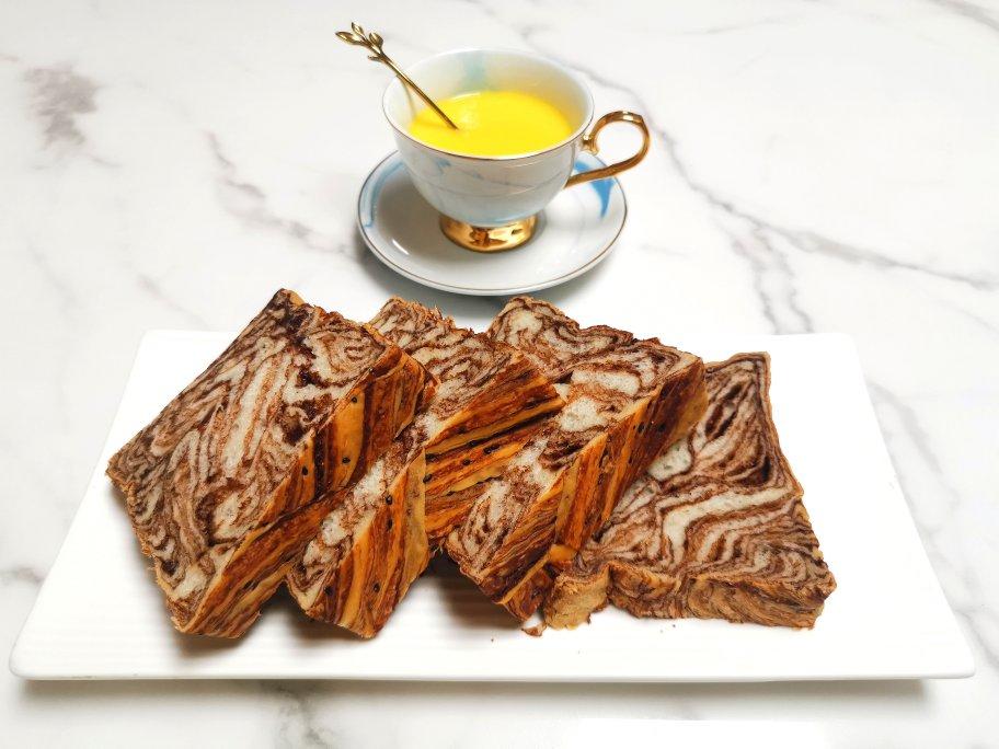 美得不像话！超松软大理石土司