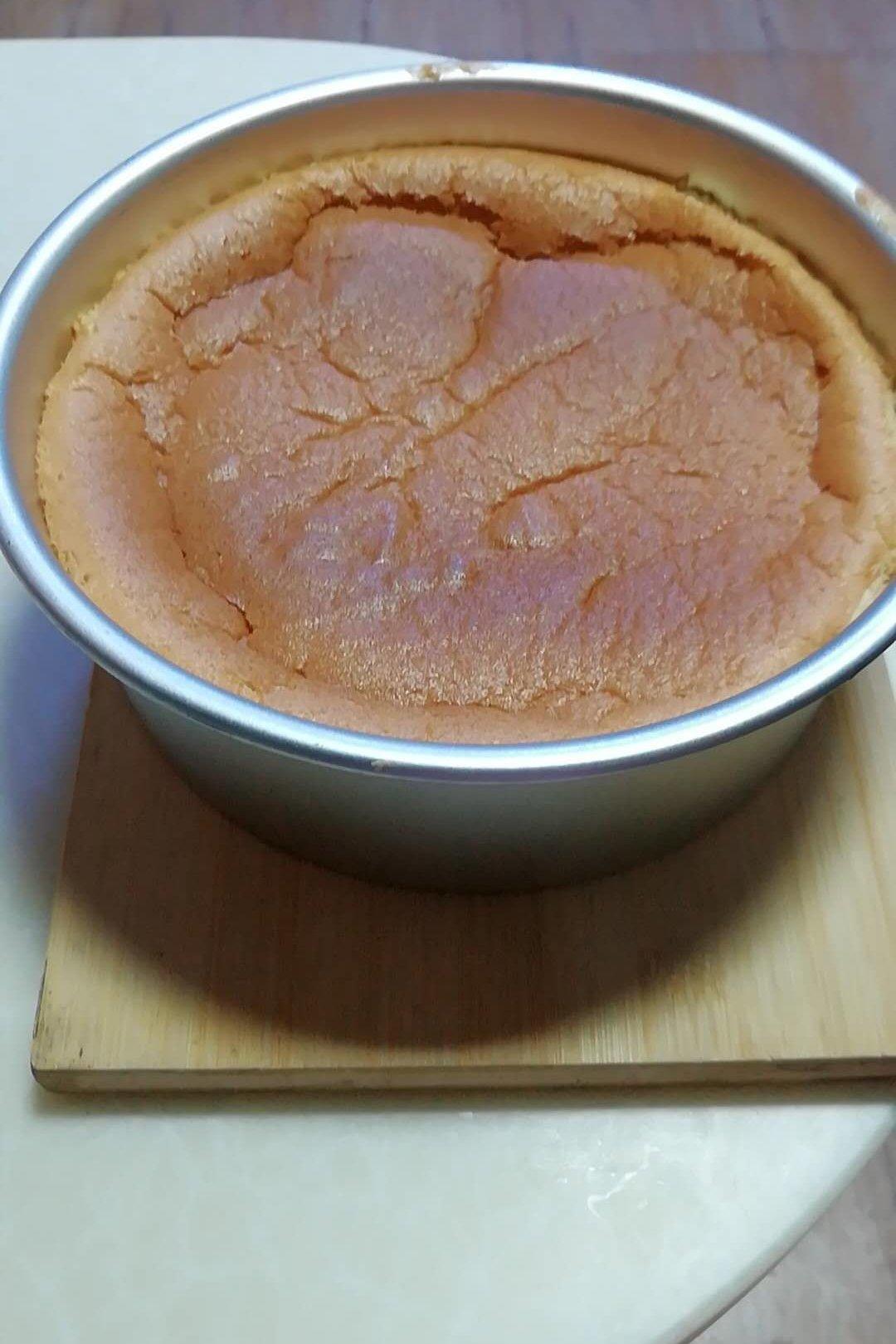 八寸戚风完美弹力无开裂（普通面粉加玉米淀粉）