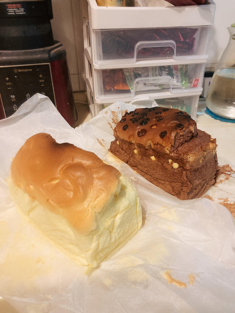 堪比柯基屁股
爆浆芝士🧀古早蛋糕