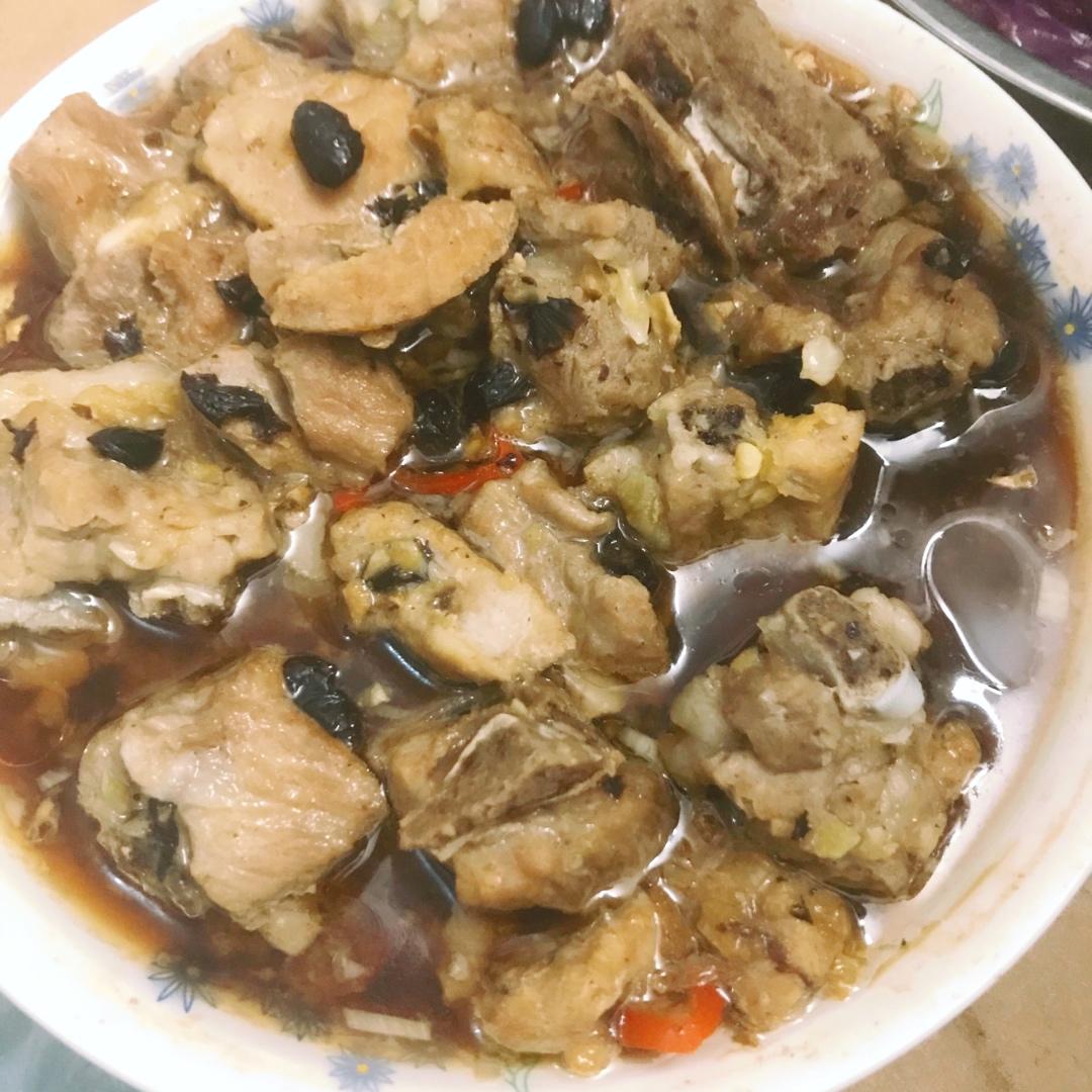 比糖醋排骨还好吃的蒸排骨（豉汁排骨电饭煲版，超级简单快手菜）