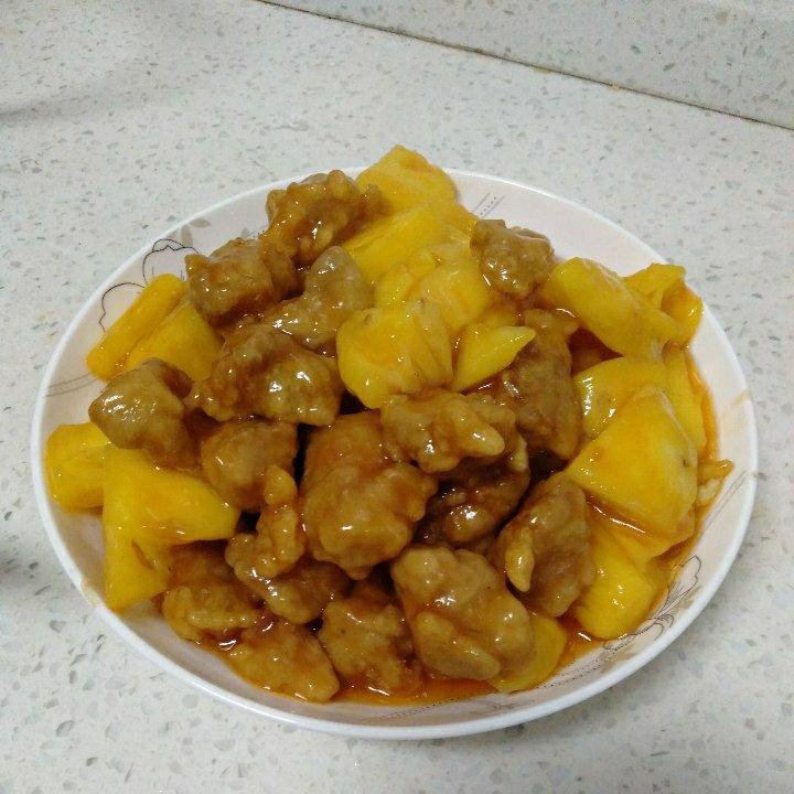 菠萝咕噜肉