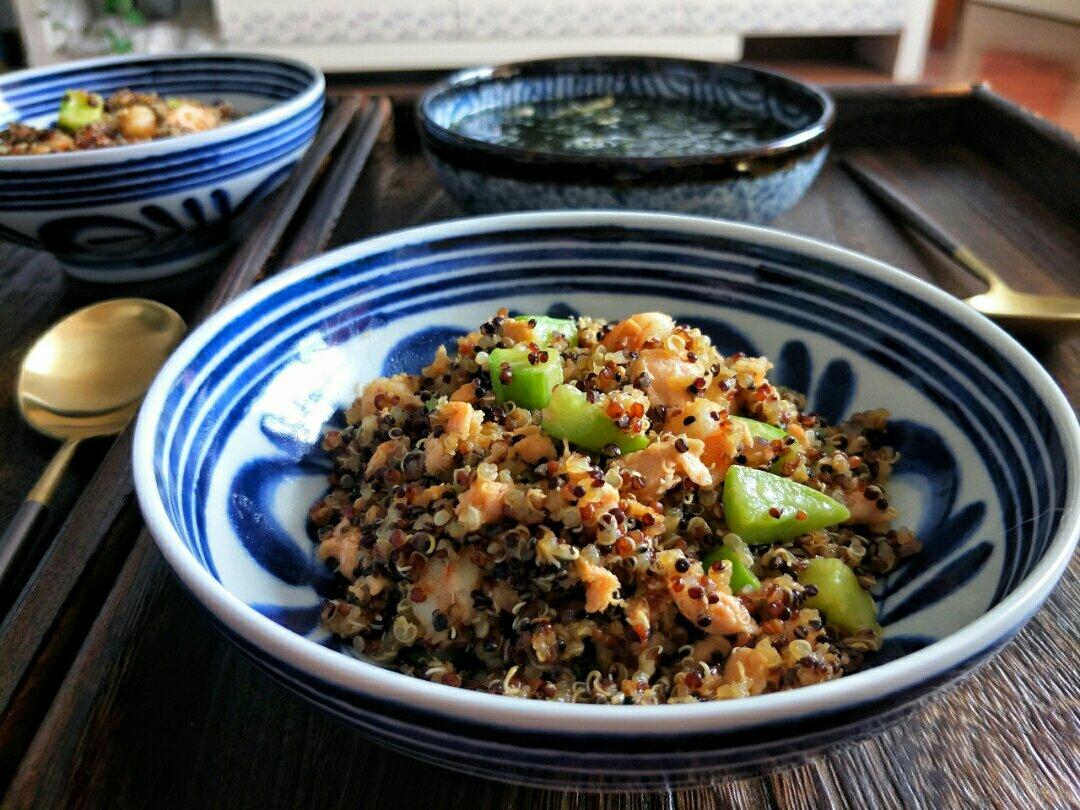 【健康三餐】藜麦三文鱼炒饭