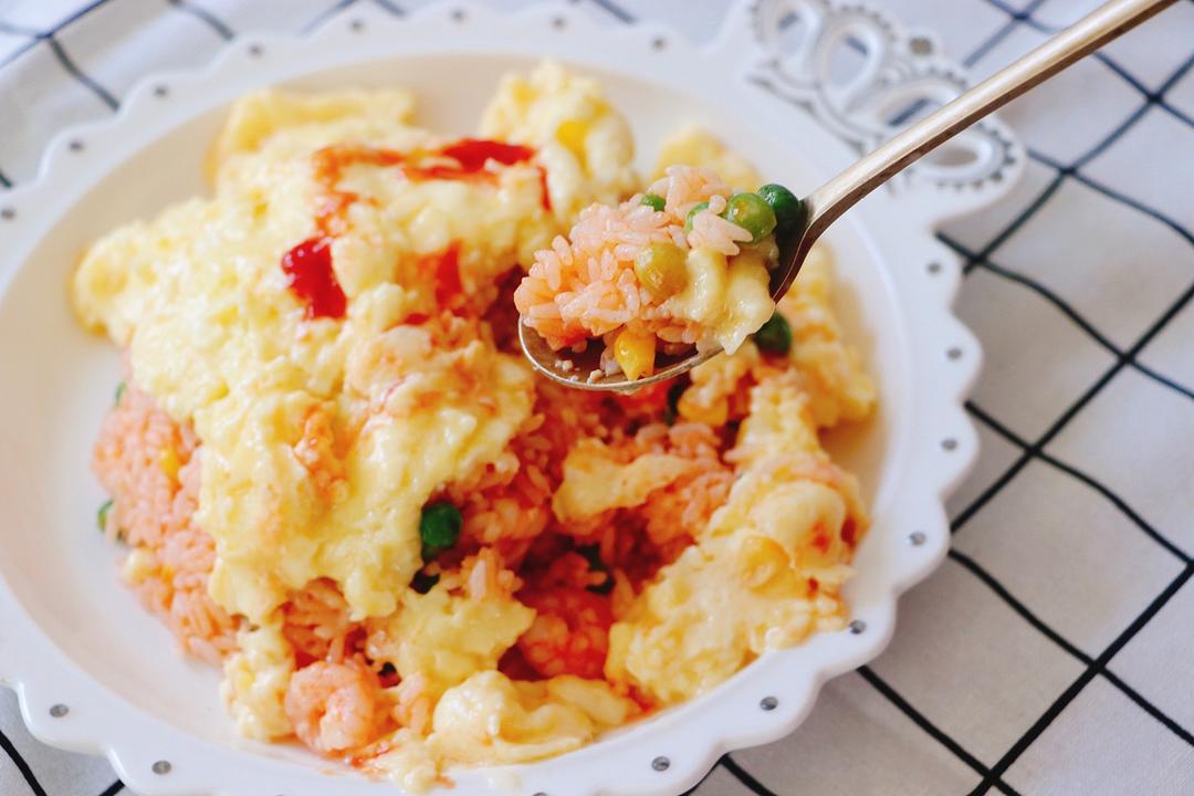 网红流心蛋包饭