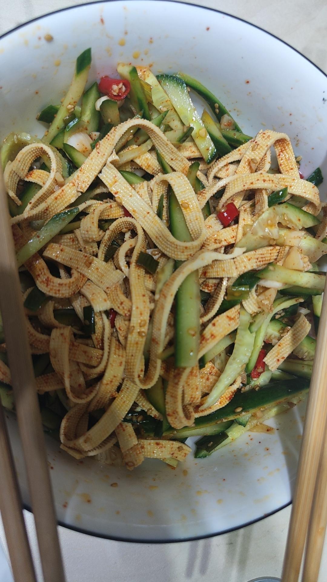 辣拌豆腐皮