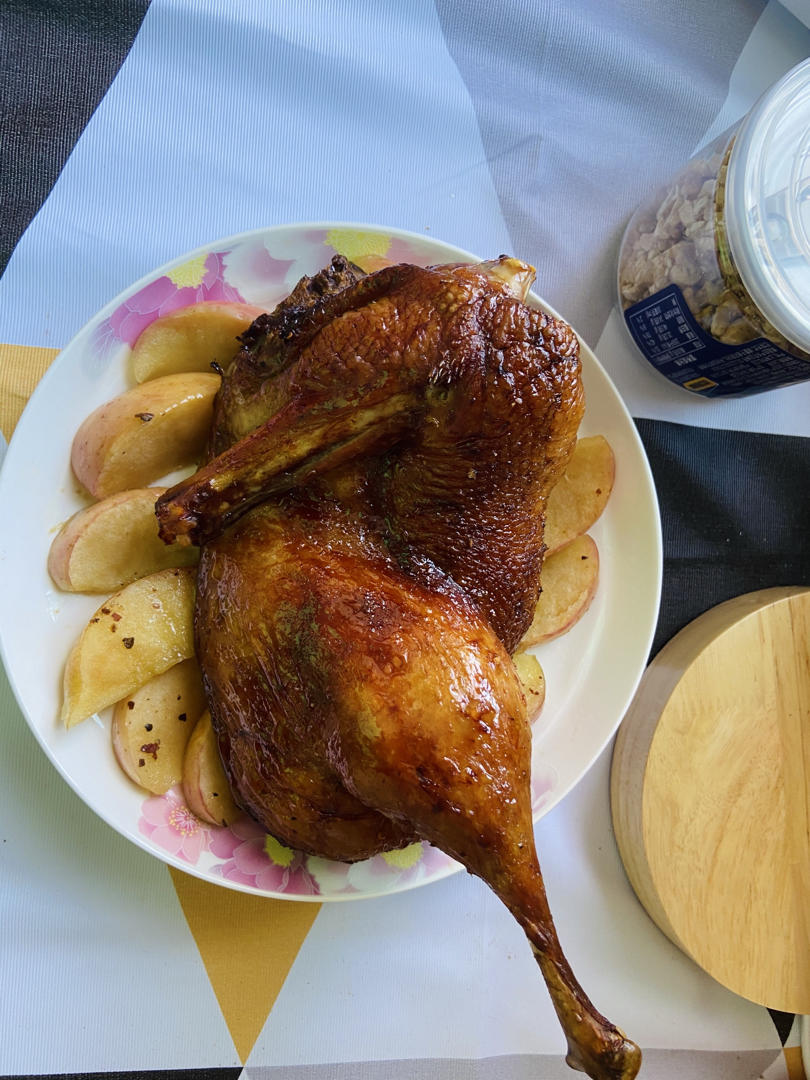 【皮香肉嫩】法式苹果焗半鸭