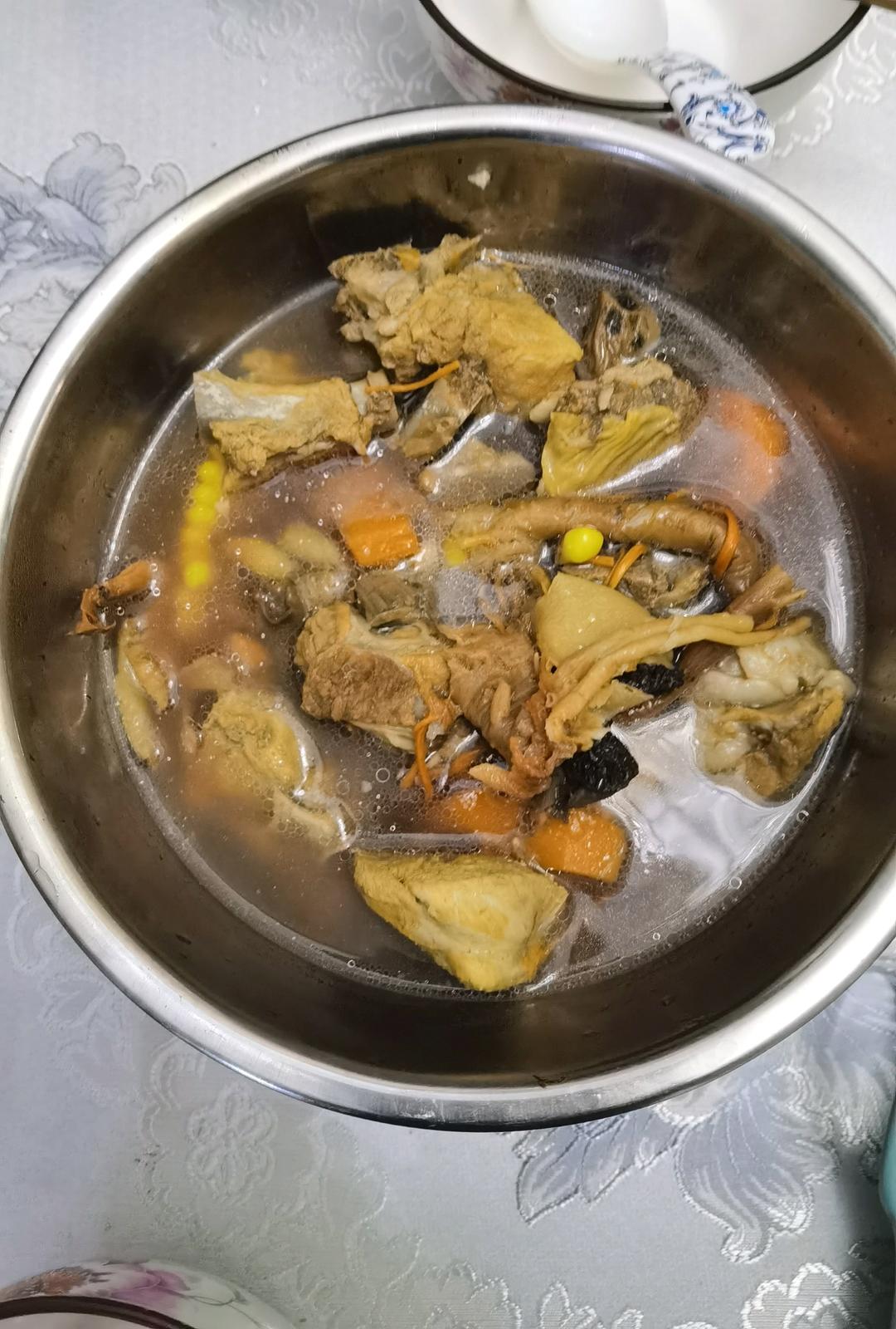 菌菇排骨汤