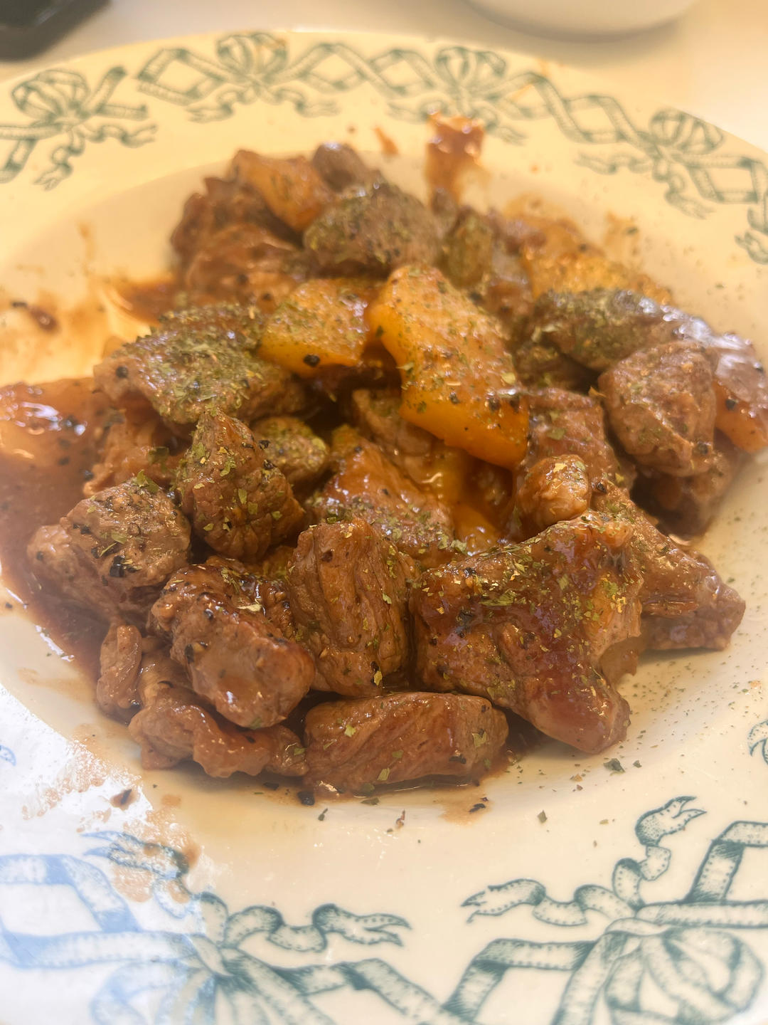 爆炒菠萝黑椒牛肉粒