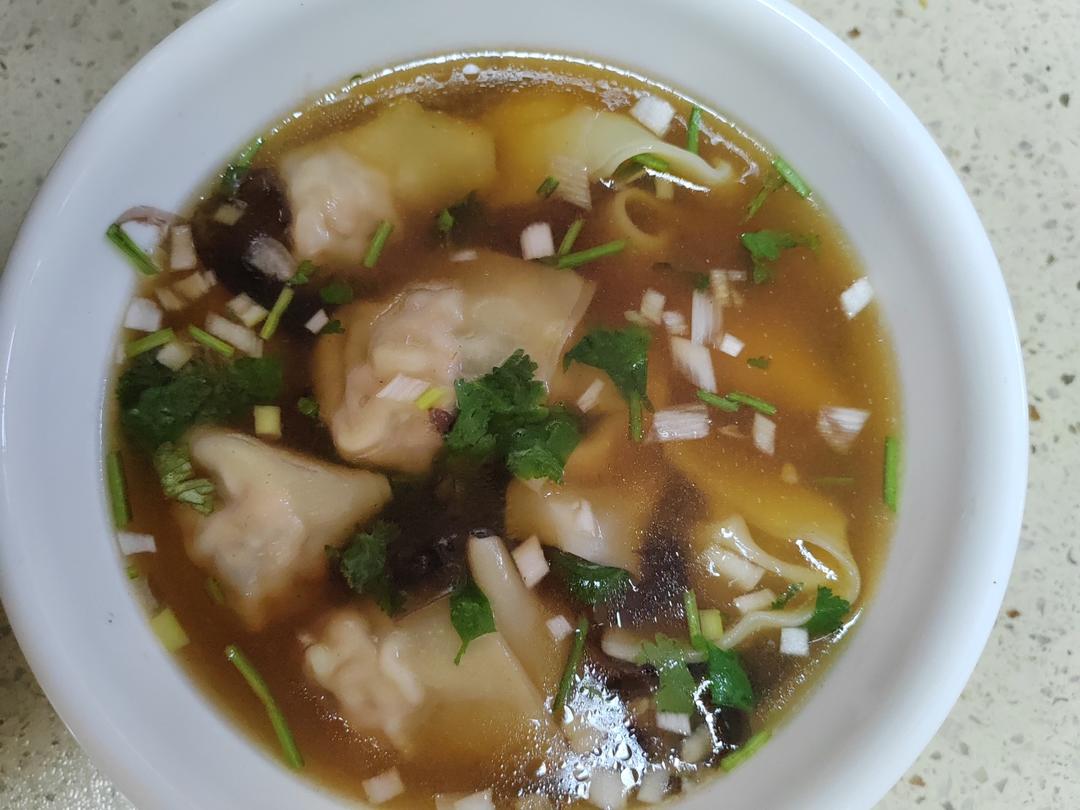 春笋肉馅馄饨
