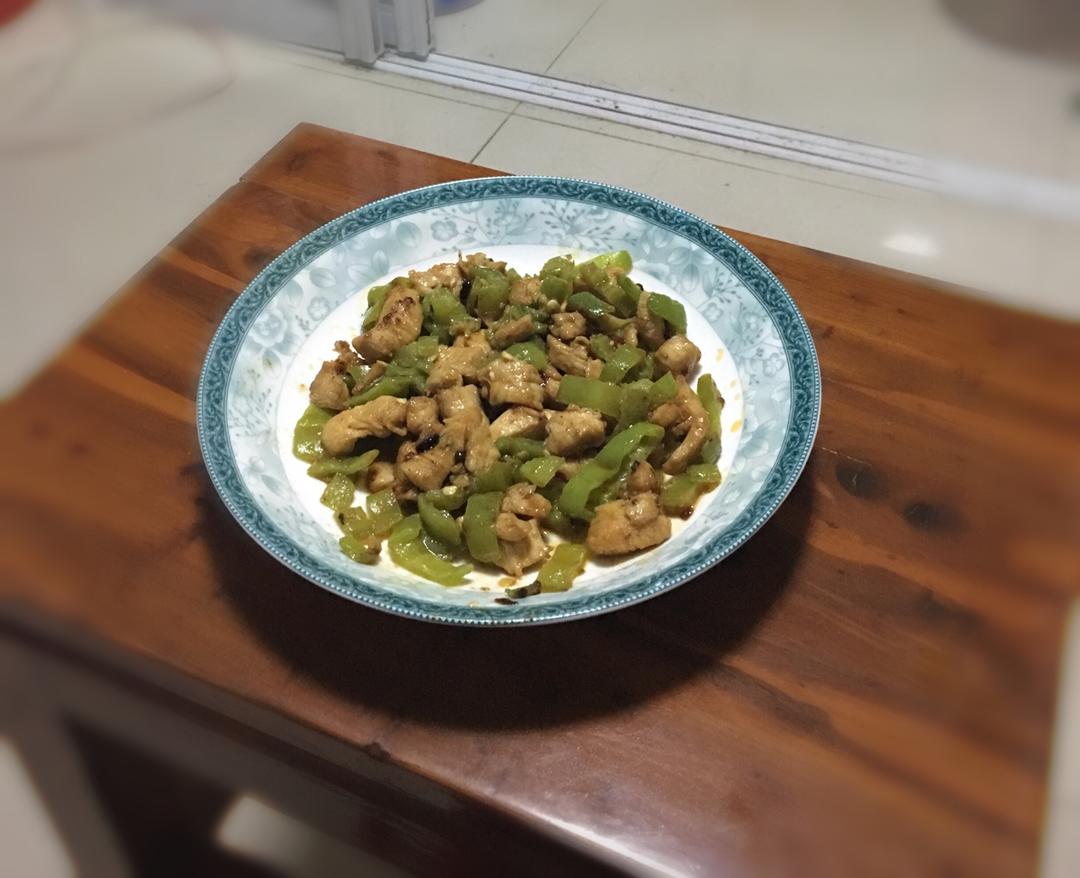 青椒炒鸡腿肉（大厨级别）