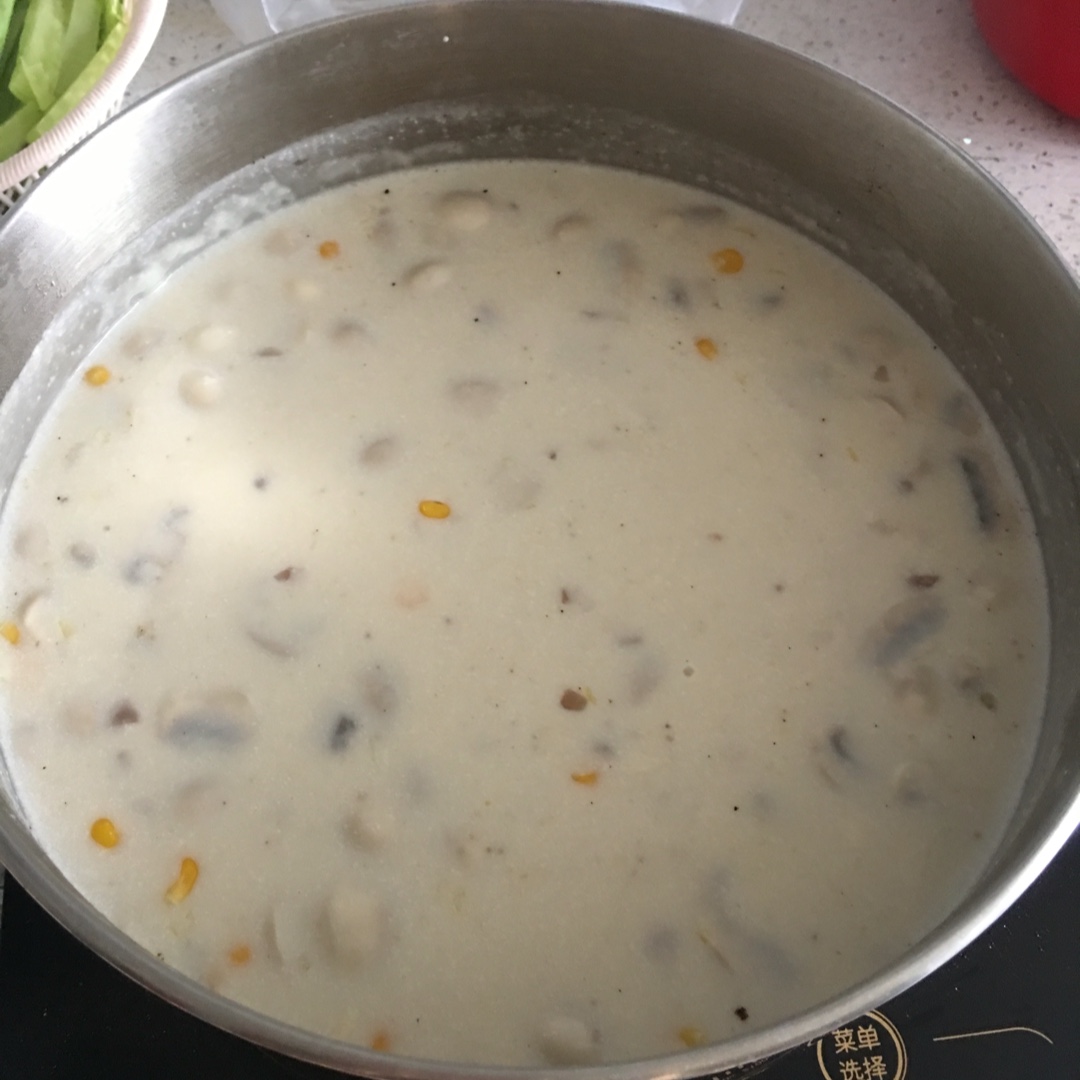 鸡茸奶油蘑菇汤