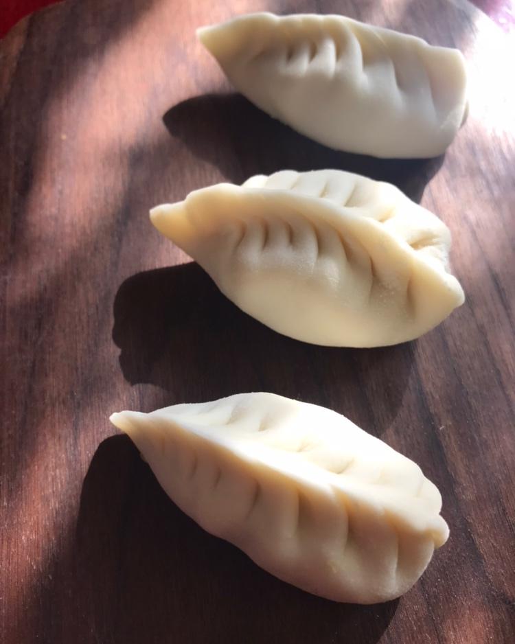 西葫芦鸡蛋馅儿饺子(内有柳叶饺子手法视频)