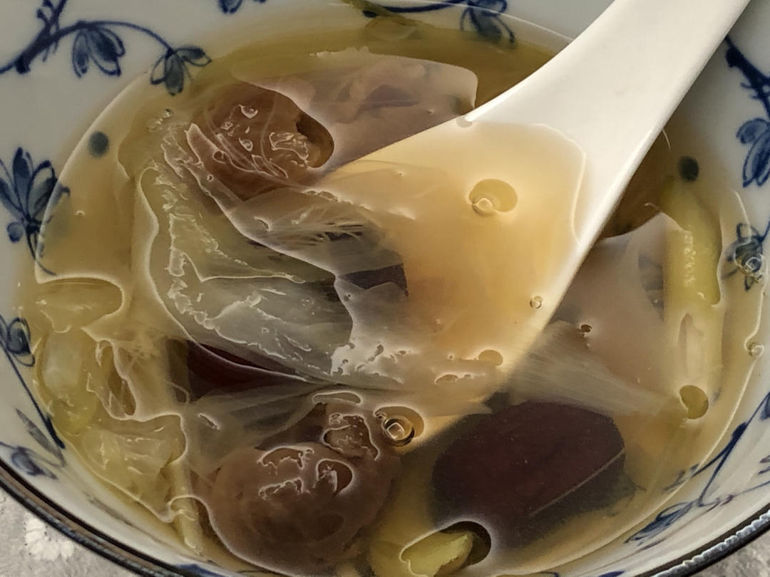 昙花养颜汤