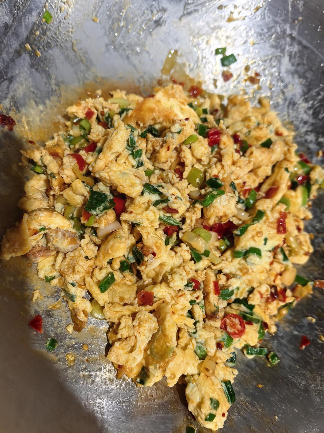 超级下饭蒜苗炒蛋