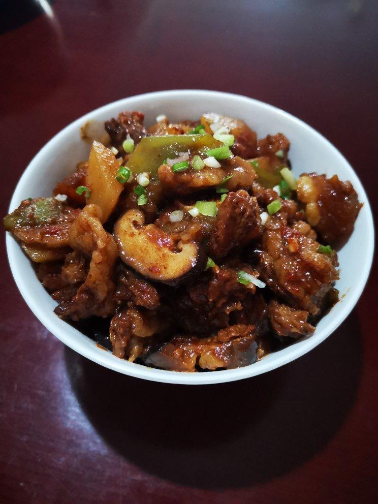 番茄土豆炖牛腩