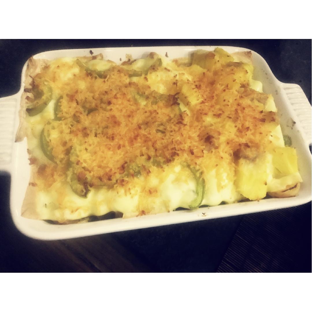 夏日菠萝虾仁焗饭