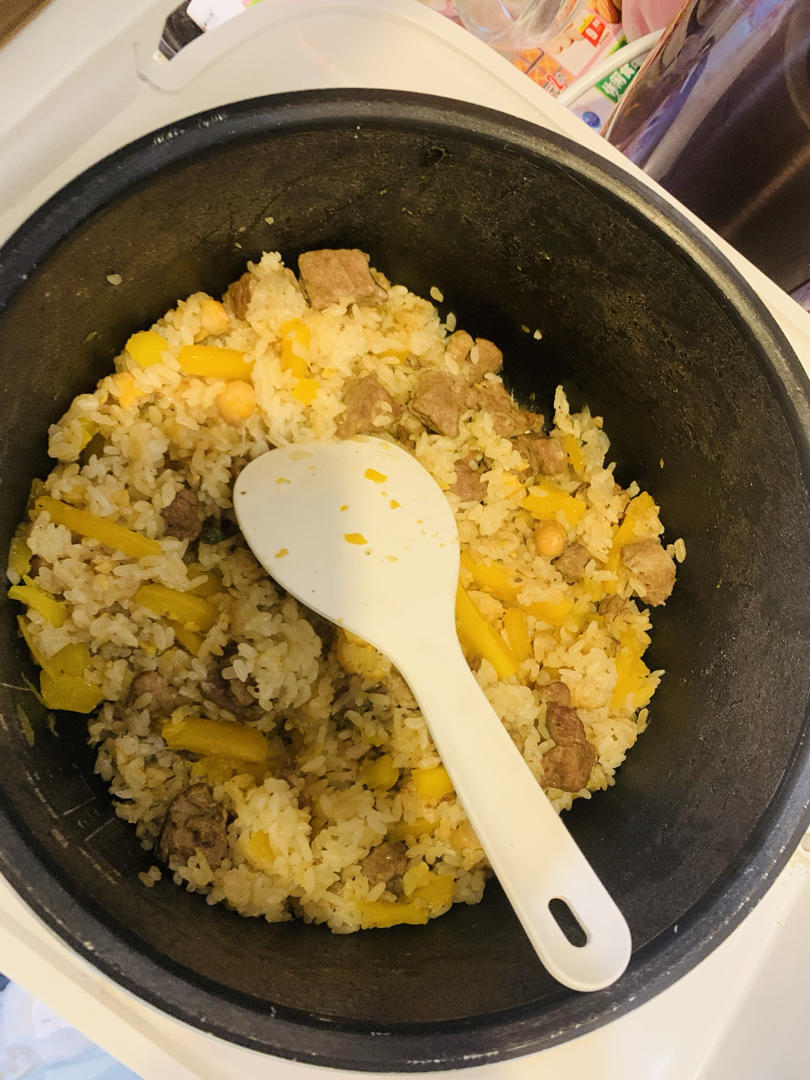 羊肉抓饭