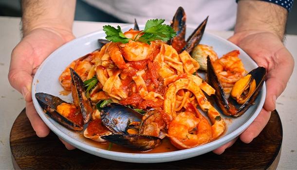 Seafood Spaghetti Marinara 美式番茄海鲜意面的做法