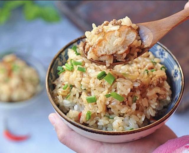 好吃的电饭锅焖糯米饭，也可以做烧卖馅