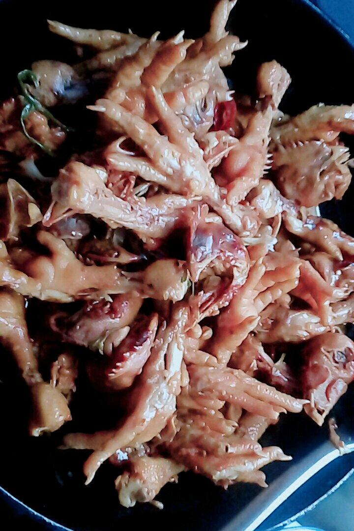 香辣烧鸡爪